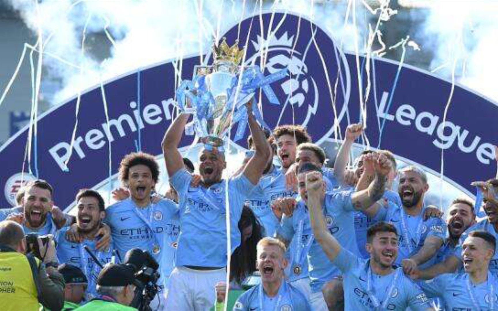 中国队在接 中国队在接